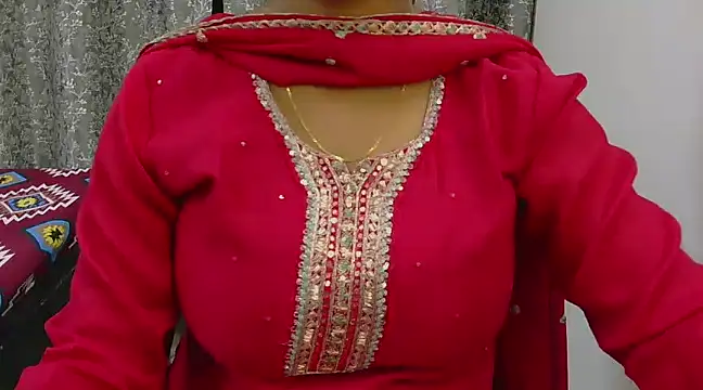 Snapshot of chavi_12 chatting on February 26, 2025, 12:03 pm chavi 12 online show from February 26, 2025, 12:03 pm