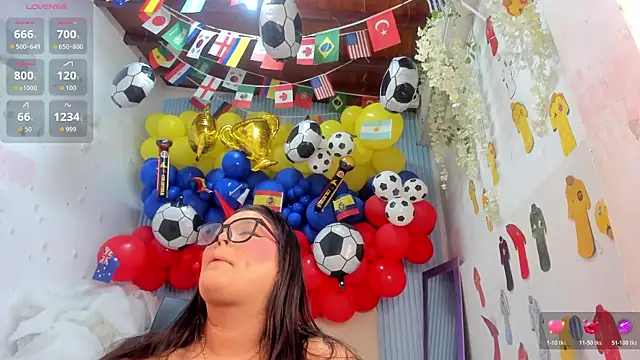 Danniela18  online show from July 22, 2026, 11:46 am