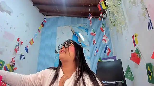 Danniela18  online show from August 1, 2026, 11:31 am