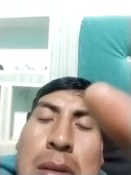 Snapshot of Ruizito27e chatting on October 5, 2025, 4:11 am Ruizito27e online show from October 5, 2025, 4:11 am