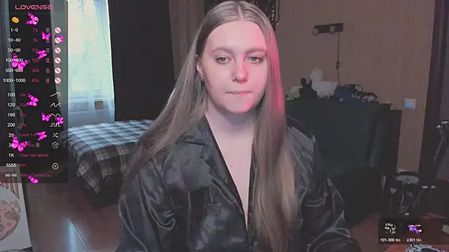 Alice Dreamgirl  online show from November 5, 2025, 12:16 pm