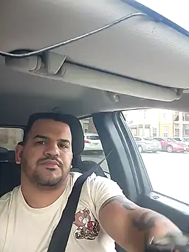 Snapshot of Latino2909 chatting on December 15, 2024, 6:15 pm Latino2909 online show from December 15, 2024, 6:15 pm