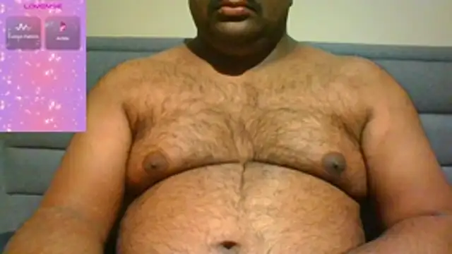 Snapshot of indianbearbot chatting on November 10, 2025, 8:30 pm indianbearbot online show from November 10, 2025, 8:30 pm