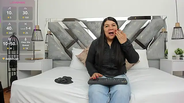 Snapshot of hotmature1 chatting on September 27, 2025, 10:31 am hotmature1 online show from September 27, 2025, 10:31 am