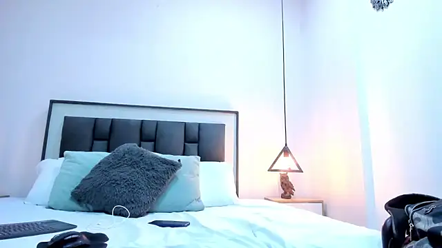 Snapshot of hotmature1 chatting on October 21, 2025, 11:00 am hotmature1 online show from October 21, 2025, 11:00 am