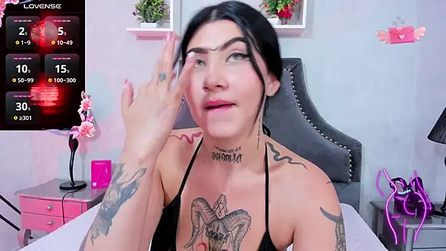 MegganLuna online show from February 8, 2025, 11:55 pm