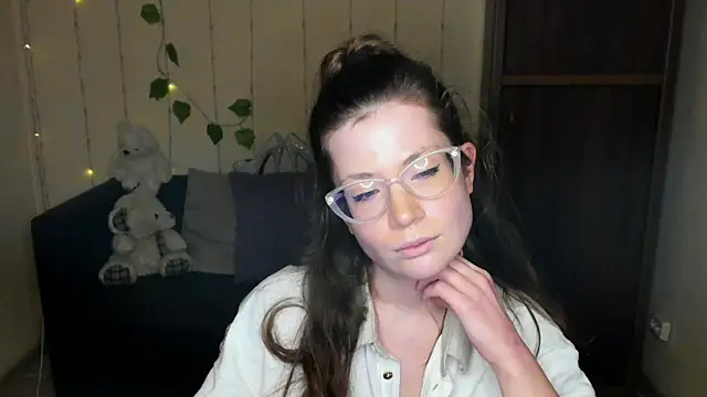 Alicia redfollow online show from January 14, 2025, 12:45 pm
