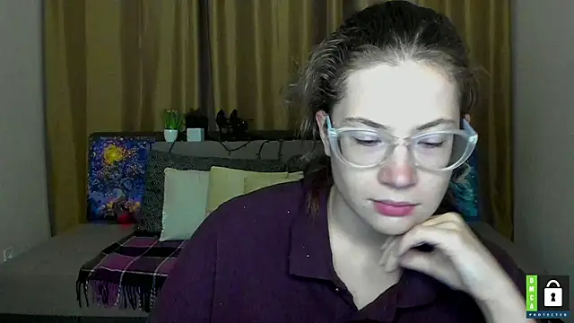 Snapshot of Alicia_redfollow chatting on October 12, 2025, 5:23 pm Alicia redfollow online show from October 12, 2025, 5:23 pm