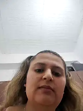 Snapshot of Miss_balloonsmila chatting on December 26, 2024, 8:32 pm Miss balloonsmila online show from December 26, 2024, 8:32 pm