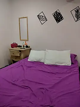 Snapshot of Miss_balloonsmila chatting on February 19, 2025, 9:47 pm Miss balloonsmila online show from February 19, 2025, 9:47 pm