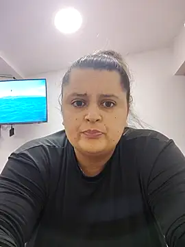 Snapshot of Miss_balloonsmila chatting on October 17, 2025, 2:04 am Miss balloonsmila online show from October 17, 2025, 2:04 am