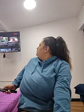 Snapshot of Miss_balloonsmila chatting on October 18, 2025, 1:19 am Miss balloonsmila online show from October 18, 2025, 1:19 am