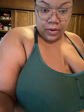 Snapshot of InterRacialFacial7296 chatting on June 21, 2026, 12:41 pm InterRacialFacial7296 online show from June 21, 2026, 12:41 pm