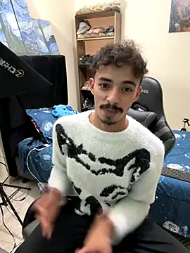 twink latino5 online show from November 17, 2025, 3:12 am