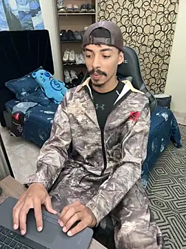 twink latino5 online show from November 23, 2025, 7:35 pm