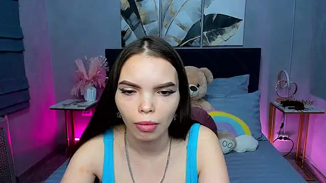 Curvy Dynamite  online show from November 6, 2025, 1:06 am