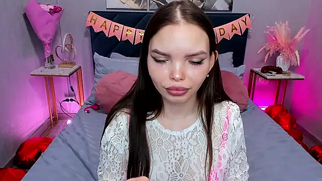 Snapshot of Curvy_Dynamite_ chatting on March 4, 2026, 1:22 am Curvy Dynamite online show from March 4, 2026, 1:22 am