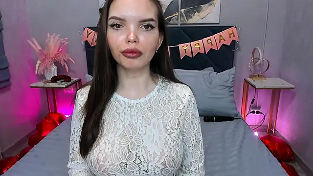 Snapshot of Curvy_Dynamite_ chatting on March 6, 2026, 1:13 am Curvy Dynamite online show from March 6, 2026, 1:13 am