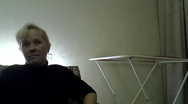 Snapshot of sakura_blonde chatting on December 17, 2024, 9:05 pm sakura blonde online show from December 17, 2024, 9:05 pm