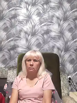 sakura blonde online show from November 8, 2025, 7:41 am