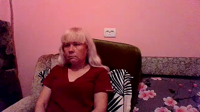 sakura blonde online show from April 19, 2026, 2:55 am