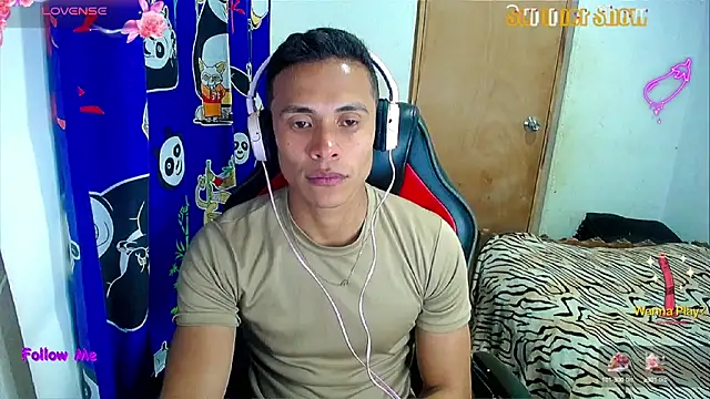 Willy Mate online show from January 1, 2025, 3:56 am