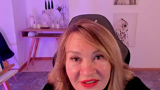 RosalindaFortuna online show from February 19, 2025, 10:45 am