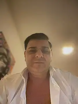 SecretlyDD online show from January 31, 2025, 5:53 pm