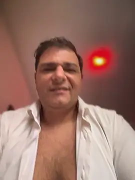 SecretlyDD online show from February 5, 2025, 1:11 pm