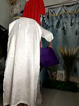 Lucy limon online show from November 15, 2025, 8:05 pm