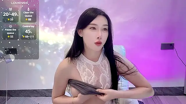Amy-228 online show from March 8, 2025, 8:14 pm