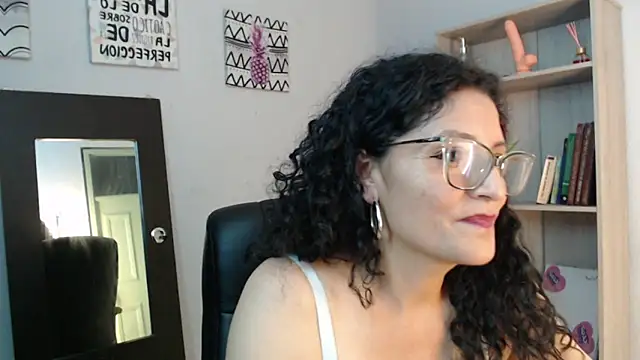 arianna ros3 online show from December 30, 2024, 12:22 am