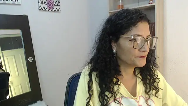 arianna ros3 online show from January 5, 2025, 7:39 pm