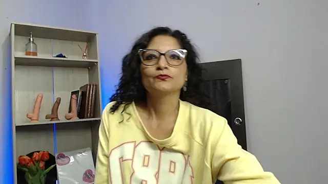 arianna ros3 online show from January 18, 2025, 5:48 pm