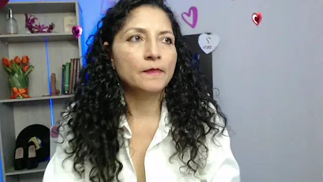 arianna ros3 online show from February 19, 2025, 4:00 pm