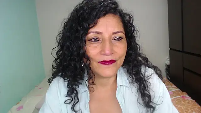 arianna ros3 online show from January 7, 2026, 2:25 am