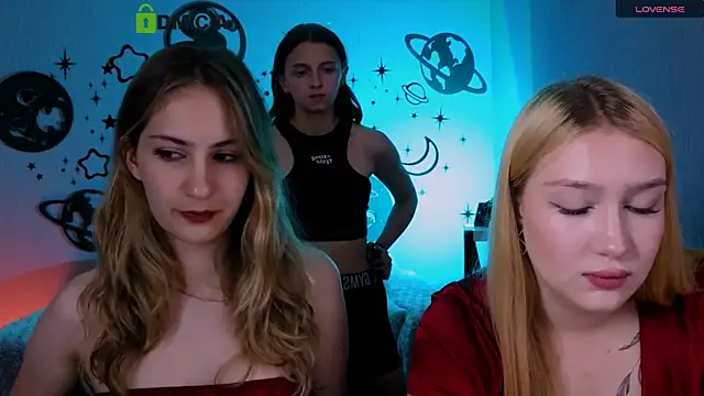 playful sophie online show from June 30, 2026, 7:26 pm