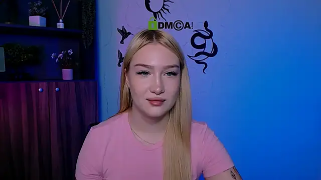 playful sophie online show from July 30, 2026, 7:24 pm