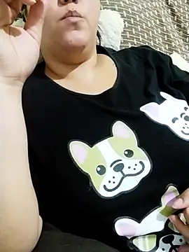 Snapshot of Paolaa_hoot chatting on October 21, 2025, 10:43 pm Paolaa hoot online show from October 21, 2025, 10:43 pm