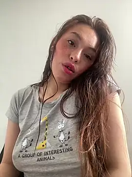 eriika deep  online show from February 2, 2025, 5:04 pm
