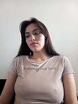 eriika deep  online show from November 7, 2025, 7:36 pm