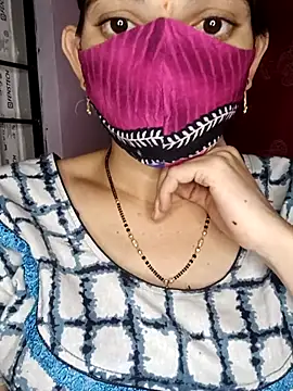 Snapshot of Telugu_Cute_Angel chatting on February 14, 2025, 8:15 pm Telugu Cute Angel online show from February 14, 2025, 8:15 pm