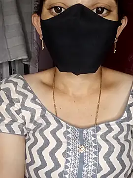 Snapshot of Telugu_Cute_Angel chatting on October 29, 2025, 4:31 pm Telugu Cute Angel online show from October 29, 2025, 4:31 pm