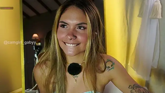 Gaby Ferrer online show from May 18, 2026, 2:56 pm