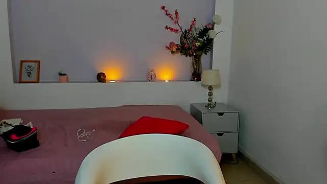 BastetEmber online show from January 28, 2025, 4:50 am