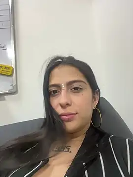 BastetEmber online show from March 2, 2025, 4:17 am