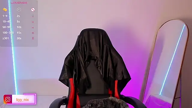 Snapshot of nix__kyy chatting on October 7, 2025, 5:48 am nix  kyy online show from October 7, 2025, 5:48 am