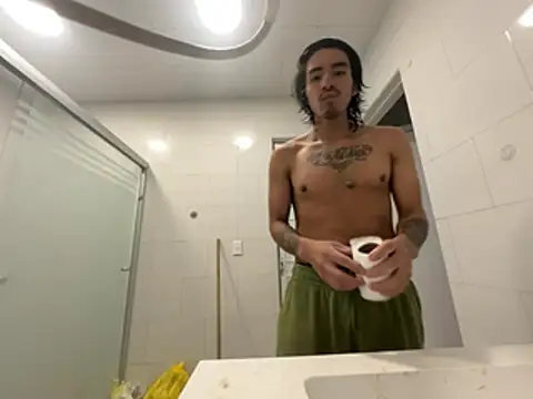 GIOOOO568 online show from June 12, 2026, 6:56 am