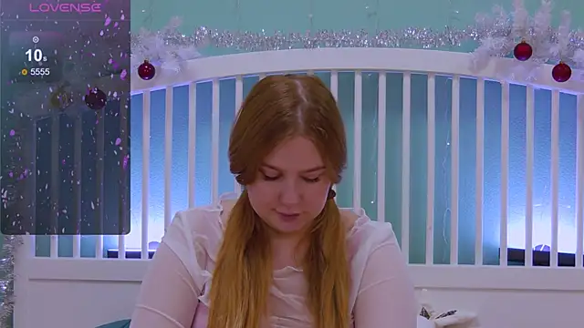 Snapshot of Ellie_Wellie chatting on January 3, 2025, 4:37 pm Ellie Wellie online show from January 3, 2025, 4:37 pm