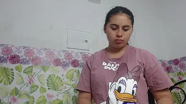 Snapshot of sweetfantacies18 chatting on January 24, 2025, 12:09 am sweetfantacies18 online show from January 24, 2025, 12:09 am